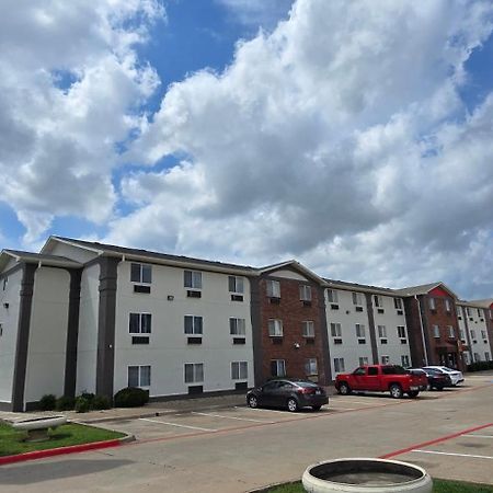 Super 8 By Wyndham Irving Dfw Airport/South Hotel Buitenkant foto